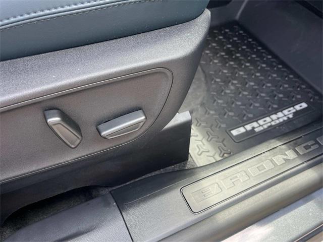 Photo of 2024 Gray Metallic Ford Bronco Sport