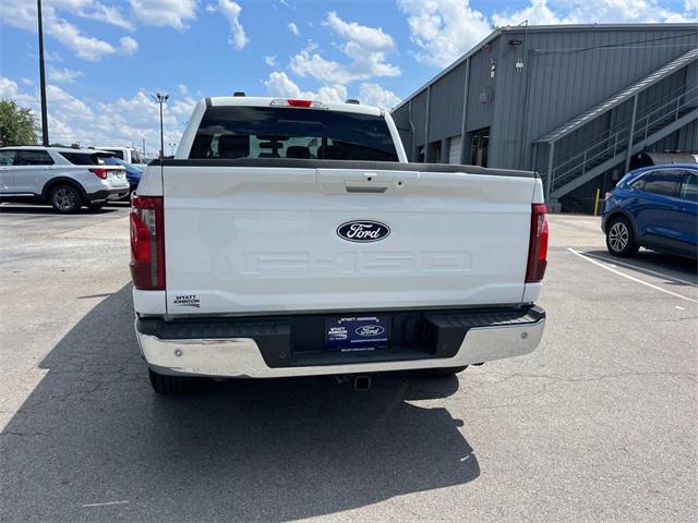 Photo of 2025 Oxford White Ford F-150