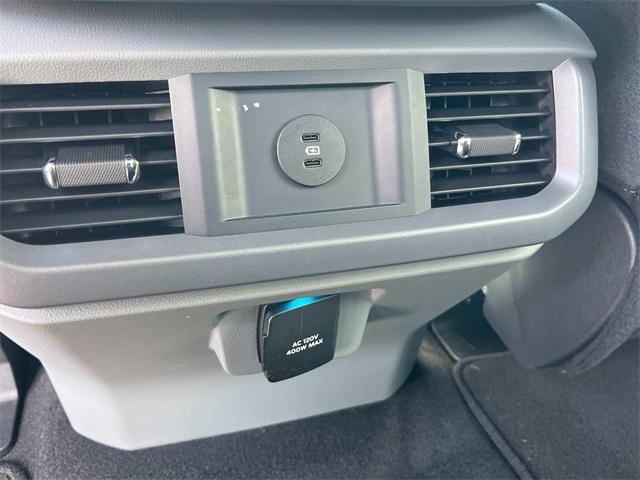 Photo of 2025 Oxford White Ford F-150