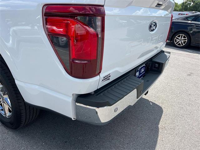 Photo of 2025 Oxford White Ford F-150