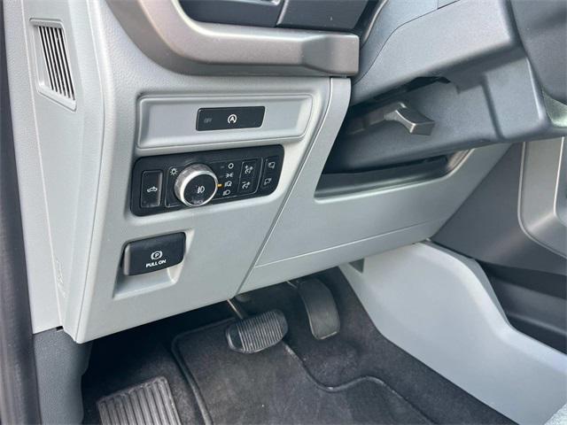 Photo of 2025 Oxford White Ford F-150