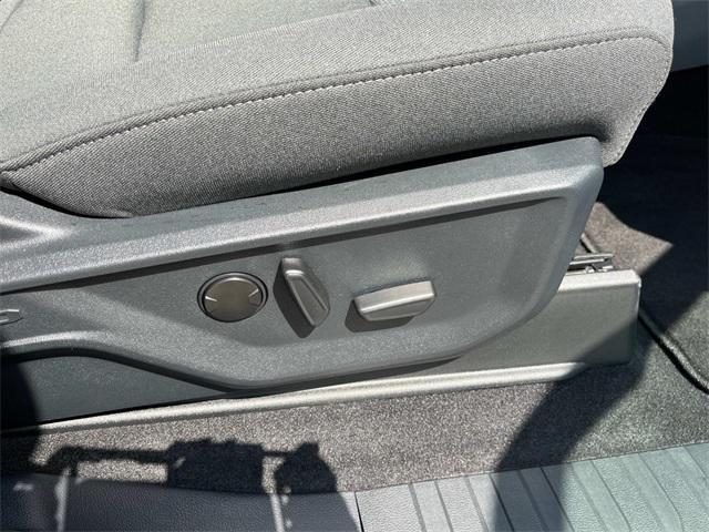 Photo of 2025 Oxford White Ford F-150
