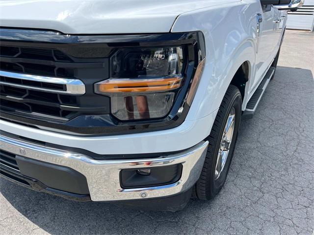 Photo of 2025 Oxford White Ford F-150
