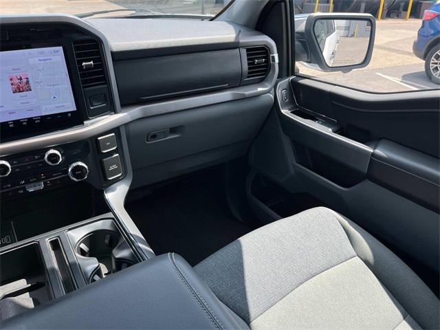 Photo of 2025 Oxford White Ford F-150