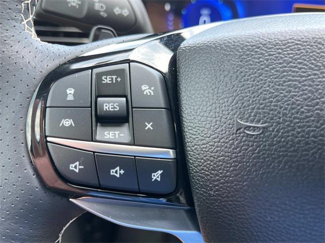 Photo of 2023 Agate Black Metallic Ford Explorer