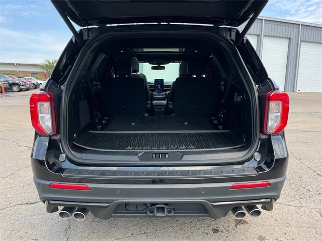 Photo of 2023 Agate Black Metallic Ford Explorer