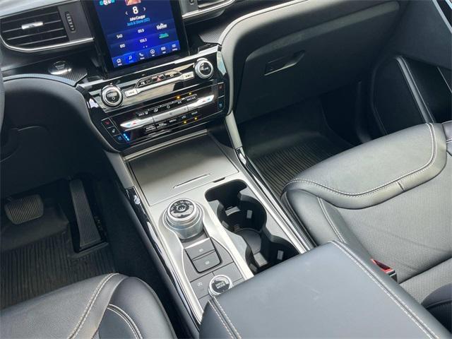 Photo of 2023 Agate Black Metallic Ford Explorer