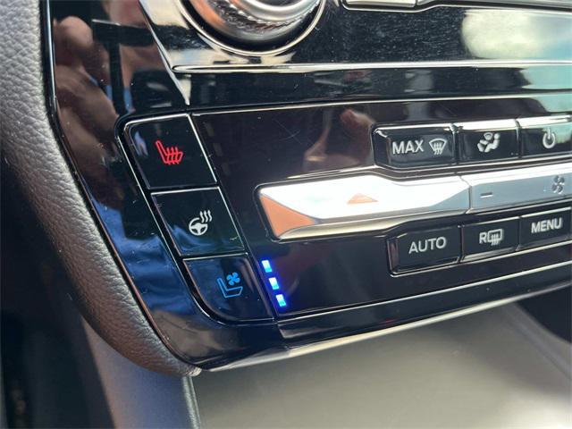 Photo of 2023 Agate Black Metallic Ford Explorer