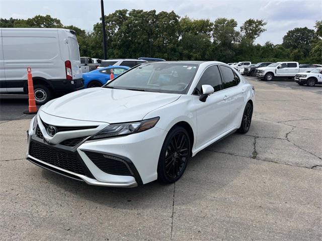 Photo of 2024 Wind Chill Pearl Toyota Camry