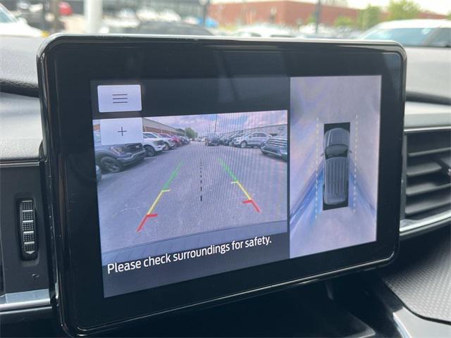 Photo of 2022 Blue Metallic Ford Explorer
