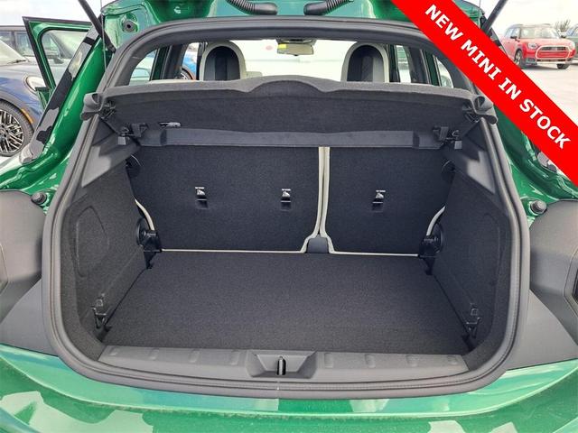Photo of 2025 British Racing Green IV Metallic MINI Hardtop