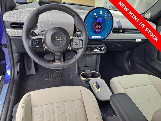 Photo of 2025 Blazing Blue Metallic MINI Hardtop