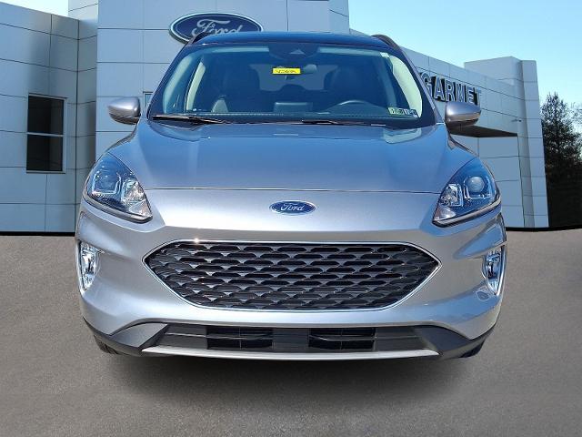 Photo of 2022 ICONIC SILVER Ford Escape