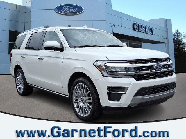 Photo of 2024 STAR WHITE MET TRI-COAT Ford Expedition