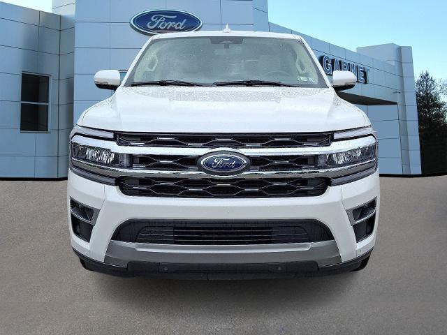 Photo of 2024 STAR WHITE MET TRI-COAT Ford Expedition