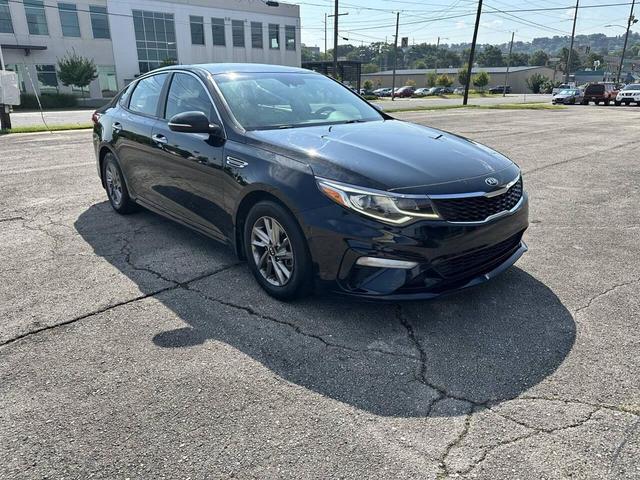 Photo of 2019 Ebony Black Kia Optima