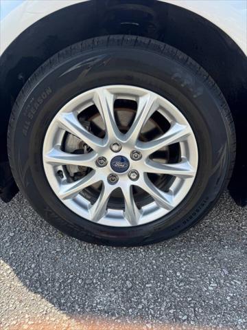 Photo of 2017 Ingot Silver Ford Fusion