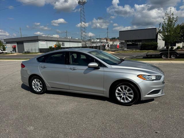 Photo of 2017 Ingot Silver Ford Fusion