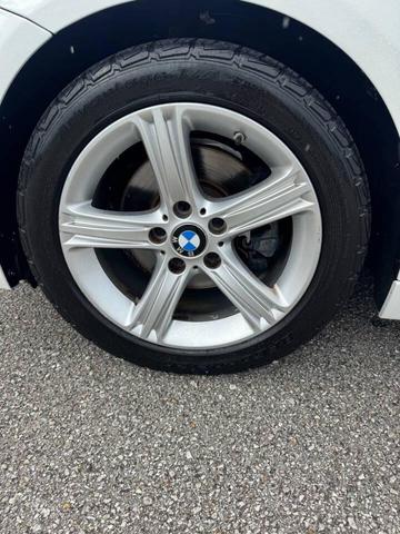 Photo of 2014 White BMW 320