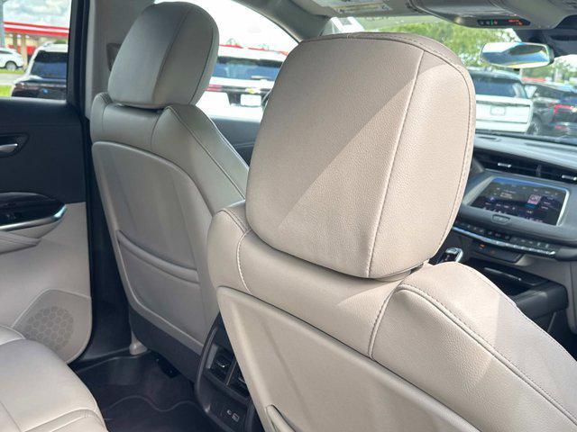 Photo of 2023 Galactic Gray Metallic Cadillac XT4