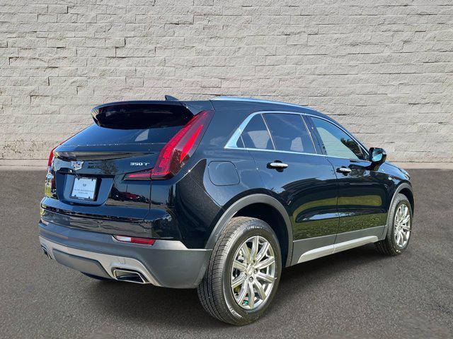 Photo of 2022 Stellar Black Metallic Cadillac XT4