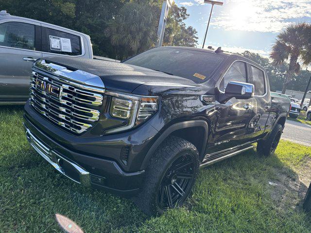Photo of 2023 Titanium Rush Metallic GMC Sierra 1500