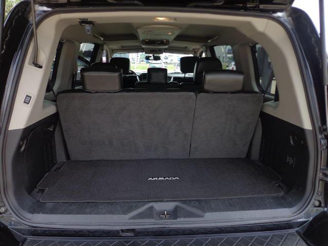 Photo of 2012 Galaxy Black Nissan Armada