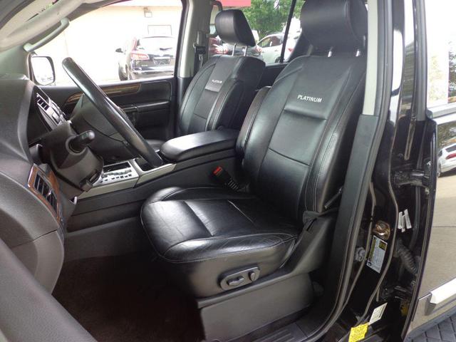 Photo of 2012 Galaxy Black Nissan Armada