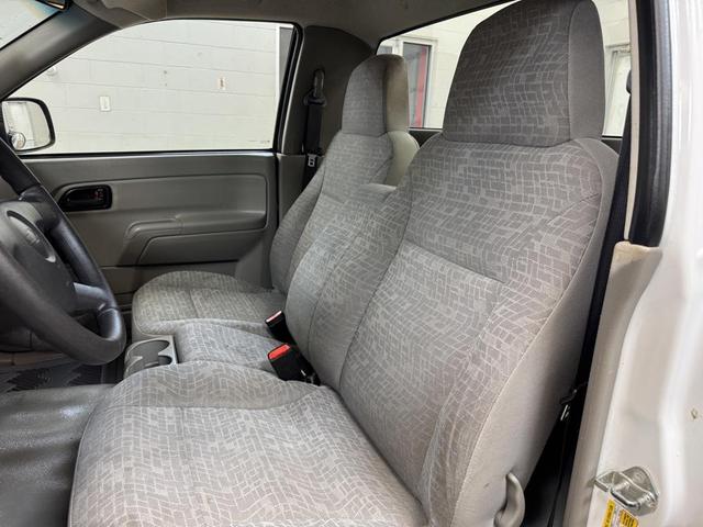 Photo of 2008 Summit White Chevrolet Colorado