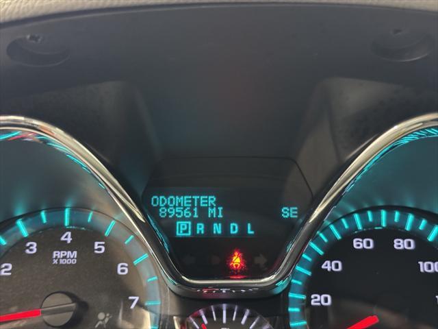Photo of 2017 Iridescent Pearl Tricoat Chevrolet Traverse