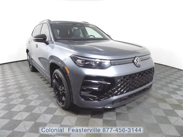 Photo of 2025 Platinum Gray Metallic Volkswagen Tiguan