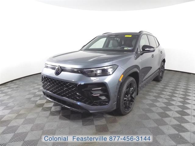 Photo of 2025 Platinum Gray Metallic Volkswagen Tiguan