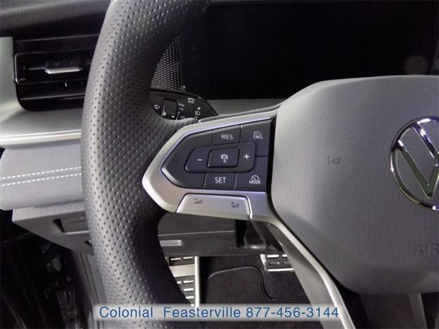 Photo of 2025 Platinum Gray Metallic Volkswagen Tiguan