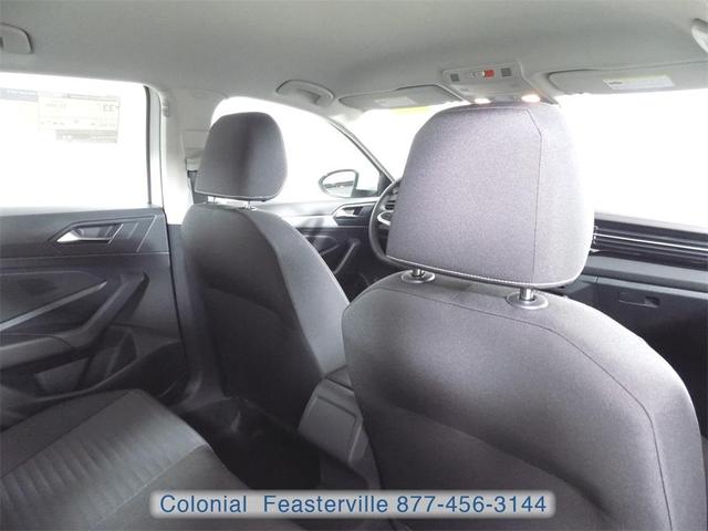 Photo of 2025 Pure White Volkswagen Jetta