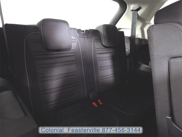 Photo of 2023 Pyrite Silver Metallic Volkswagen Tiguan
