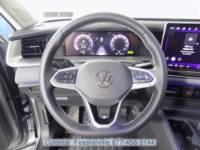 Photo of 2025 Pyrite Silver Metallic Volkswagen Tiguan