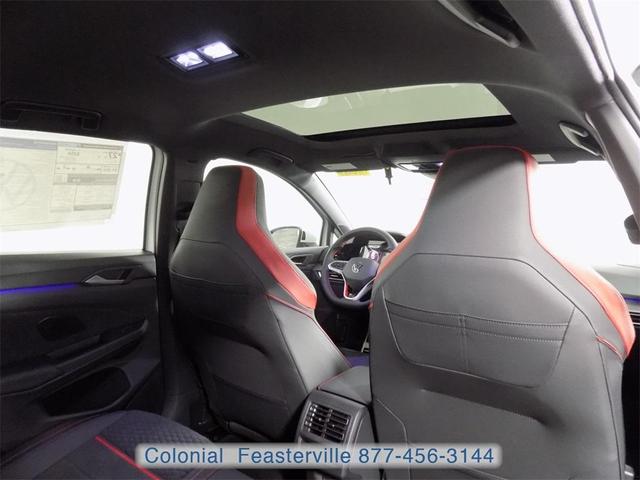 Photo of 2025 Opal White Pearl Effect Volkswagen Golf GTI