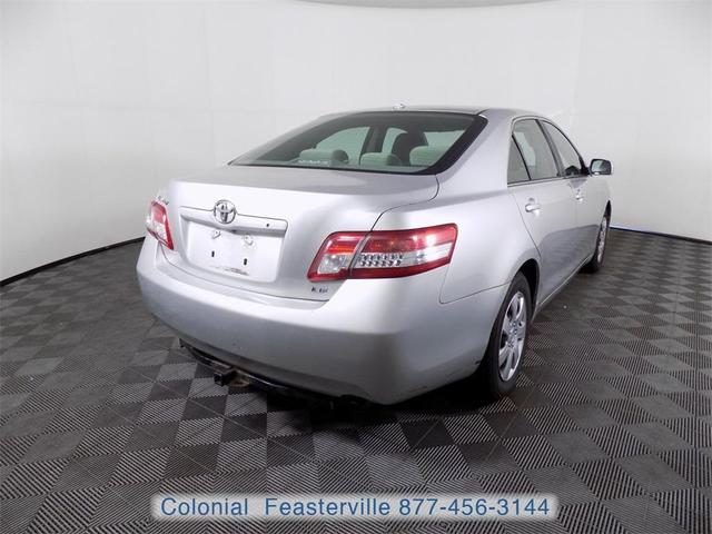 Photo of 2011 Silver Toyota Camry