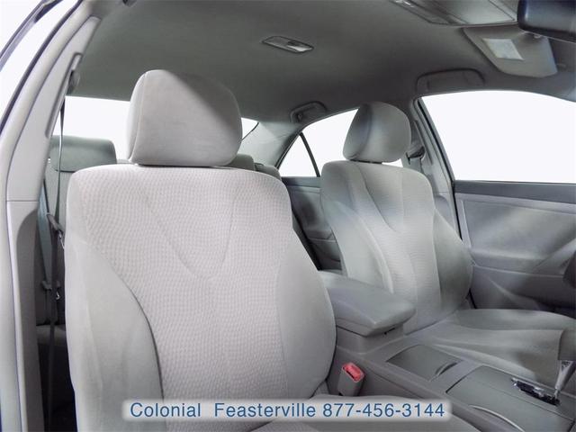 Photo of 2011 Silver Toyota Camry