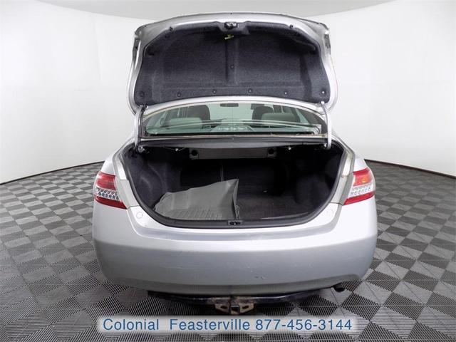 Photo of 2011 Silver Toyota Camry