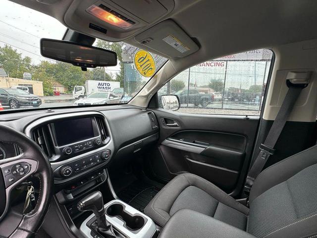 Photo of 2016 Cyber Gray Metallic Chevrolet Colorado