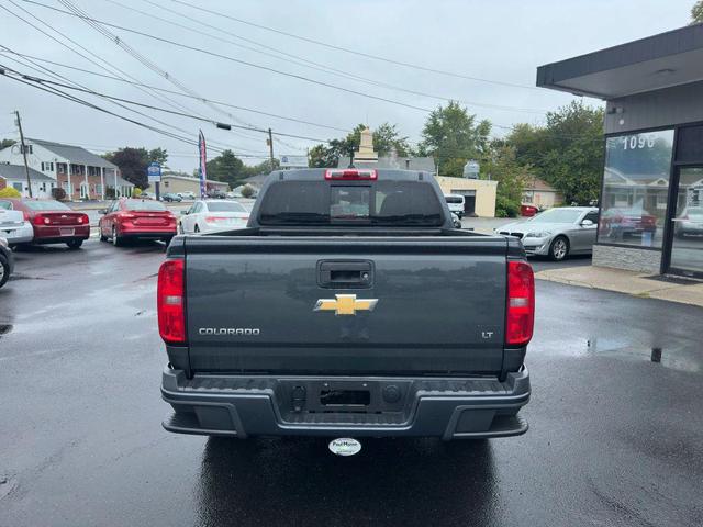 Photo of 2016 Cyber Gray Metallic Chevrolet Colorado