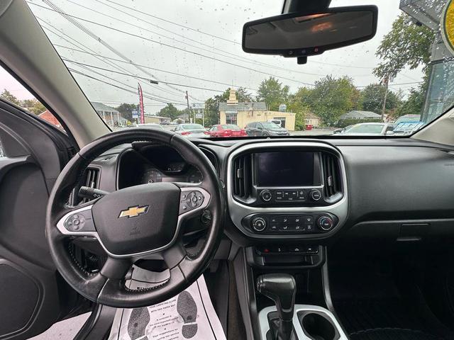 Photo of 2016 Cyber Gray Metallic Chevrolet Colorado