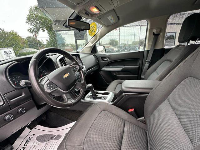 Photo of 2016 Cyber Gray Metallic Chevrolet Colorado