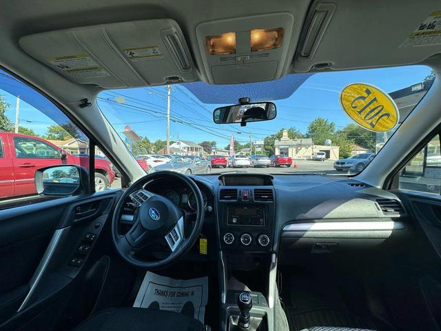 Photo of 2015 Crystal Black Silica Subaru Forester