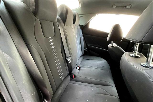 Photo of 2021 Phantom Black Hyundai ELANTRA