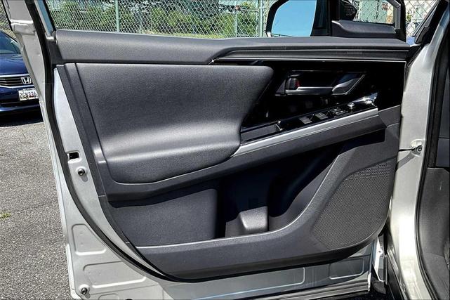 Photo of 2024 Elemental Silver Metallic Toyota bZ4X