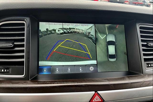 Photo of 2018 Santiago Silver Genesis G80