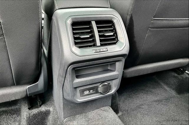Photo of 2024 Platinum Gray Metallic Volkswagen Tiguan