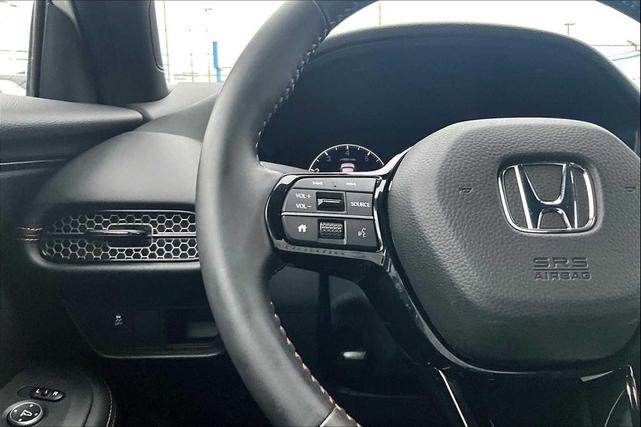 Photo of 2023 Platinum White Pearl Honda HR-V